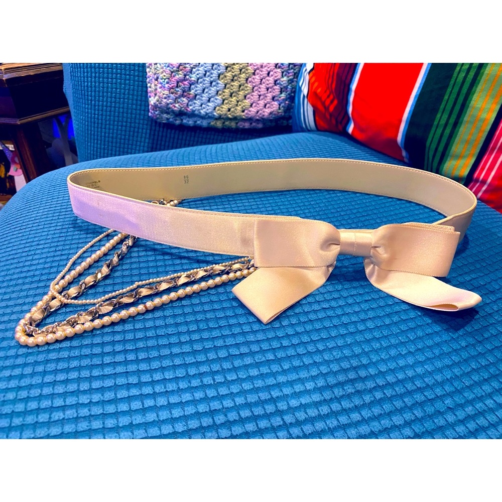 Chanel satin bow and pearl belt 2002